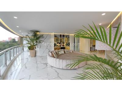 Apartamento de 3 alcobas en venta en Poblado Campestre, Medellín, 374 m² · foto 12 de 20