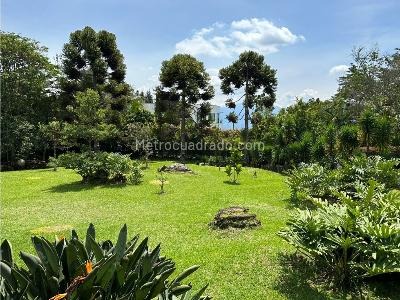 Casa de 5 alcobas en venta en Las Palmas, Medellín, 780 m² · foto 10 de 12