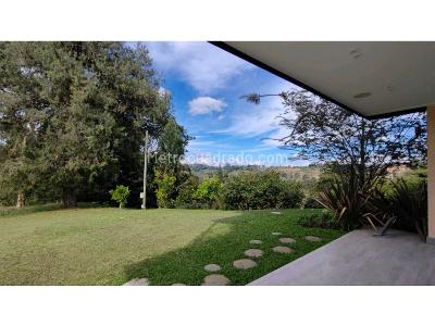 Casa de 3 alcobas en venta en Rionegro Sector San Antonio, Rionegro, 240 m² · foto 3 de 20