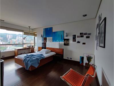 Apartamento de 4 alcobas en venta en El Poblado, Medellín, 432 m² · foto 15 de 18