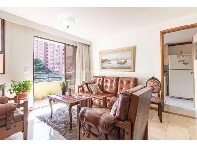 Apartamento de 3 alcobas en venta en El Poblado, Medellín, 112 m² · foto 4 de 9