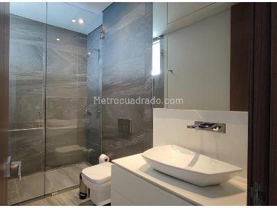 Apartamento de 5 alcobas en venta en El Poblado, Medellín, 644 m² · foto 18 de 20