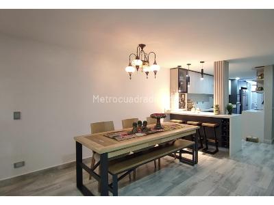 Casa de 3 alcobas en venta en Envigado Benedictinos, Medellín, 187 m² · foto 4 de 20
