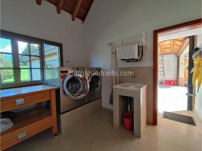 Casa de 4 alcobas en venta en Alto De Las Palmas, Envigado, 875 m² · foto 14 de 20