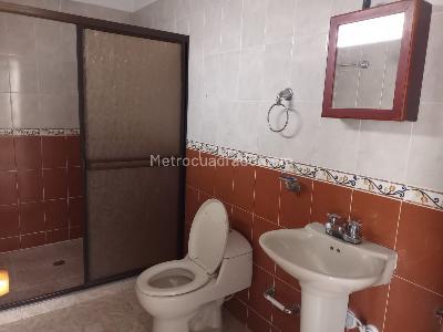 Casa de 5 alcobas en venta en Colseguros Andes, Cali, 180 m² · foto 18 de 20