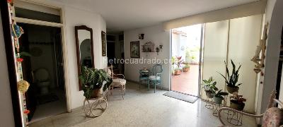Casa de 5 alcobas en venta en La Flora, Cali, 320 m² · foto 12 de 16