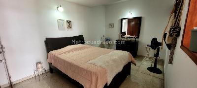 Casa de 5 alcobas en venta en La Flora, Cali, 320 m² · foto 7 de 16