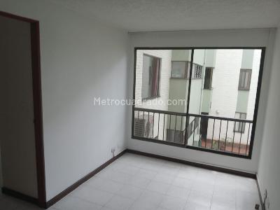 Apartamento de 4 alcobas en venta en Multicentro, Cali, 89 m² · foto 3 de 9