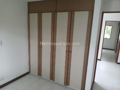 Apartamento de 4 alcobas en venta en Multicentro, Cali, 89 m² · foto 7 de 9