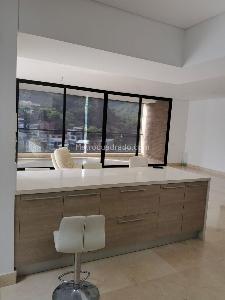 Apartamento de 3 alcobas en venta en Santa Anita, Cali, 256 m² · foto 3 de 13