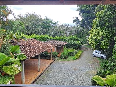 Casa de 5 alcobas en venta en Parcelaciones Pance, Cali, 576 m² · foto 10 de 10