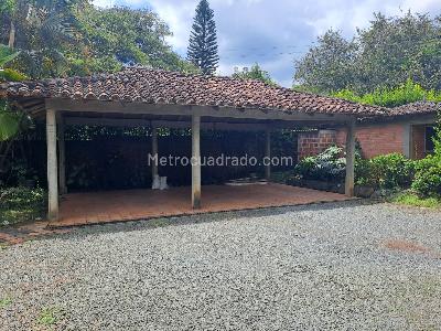 Casa de 5 alcobas en venta en Parcelaciones Pance, Cali, 576 m² · foto 5 de 10