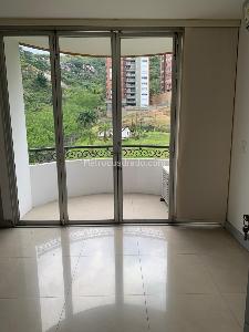 Apartamento de 2 alcobas en venta en Altos De Cristales, Cali, 125 m² · foto 12 de 18