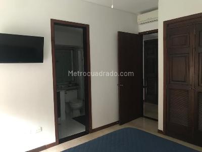 Apartamento de 3 alcobas en venta en Cali Normandia, Cali, 283 m² · foto 18 de 20