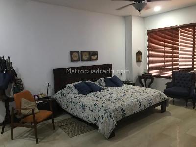 Apartamento de 3 alcobas en venta en Cali Normandia, Cali, 283 m² · foto 20 de 20