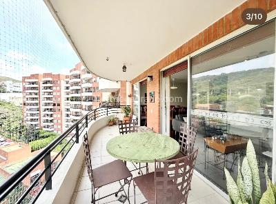 Apartamento de 4 alcobas en venta en Cristales, Cali, 125 m² · foto 2 de 8