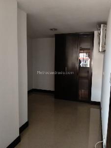 Apartamento de 3 alcobas en venta en Bellavista, Cali, 145 m² · foto 12 de 19