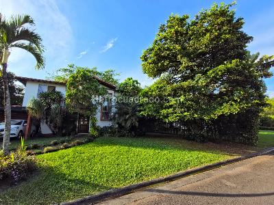 Casa de 4 alcobas en venta en Solares De Pance, Cali, 226 m² · foto 4 de 15