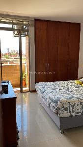 Apartamento de 3 alcobas en venta en Ciudad Jardin, Cali, 153 m² · foto 12 de 20