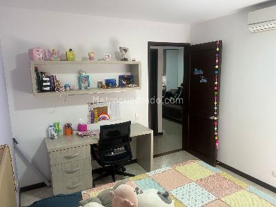 Apartamento de 3 alcobas en venta en Ciudad Jardin, Cali, 153 m² · foto 10 de 20