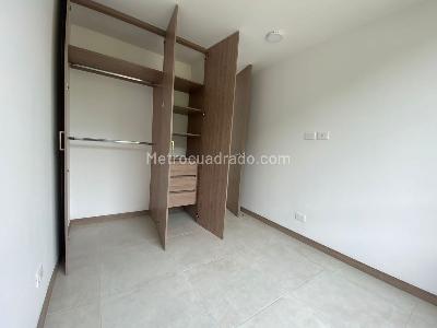 Apartamento de 3 alcobas en venta en Altos De Menga, Cali, 87 m² · foto 14 de 18