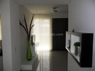 Casa de 5 alcobas en venta en P0rtal Del Castillo, Cali, 258 m² · foto 3 de 19