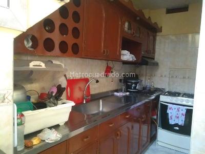 Casa de 5 alcobas en venta en Guaduales, Cali, 200 m² · foto 11 de 16