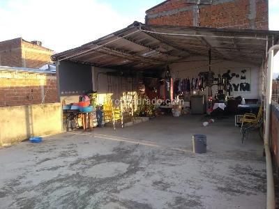 Casa de 5 alcobas en venta en Guaduales, Cali, 200 m² · foto 7 de 16