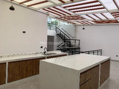 Casa de 5 alcobas en venta en La Flora, Cali, 585 m² · foto 10 de 20