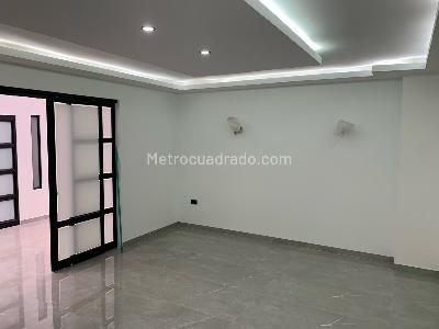 Casa de 5 alcobas en venta en La Flora, Cali, 585 m² · foto 2 de 20