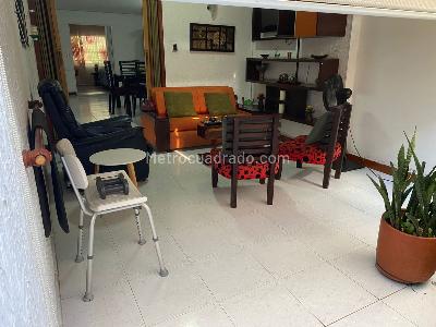 Casa de 4 alcobas en venta en Camino Real, Cali, 235 m² · foto 4 de 20