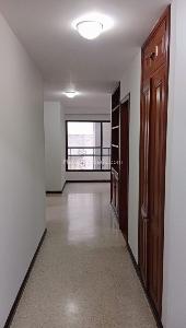 Apartamento de 4 alcobas en venta en Altos Del Aguacatal, Cali, 137 m² · foto 3 de 20
