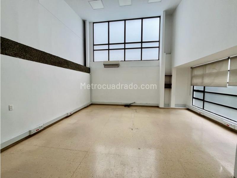 Commercial 4BR House in Poblado - 2
