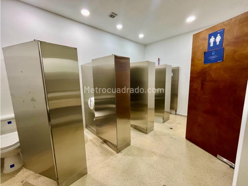 Commercial 4BR House in Poblado - 7