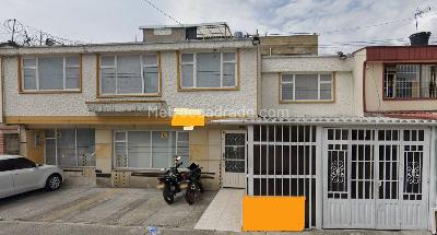 Casa de 5 alcobas en venta en Normandia Oriental, Bogotá, 700 m² · foto 2 de 16