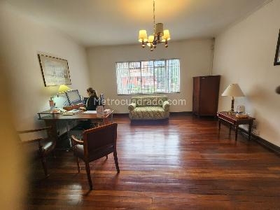 Casa en venta en Teusaquillo Galerias, Bogotá · foto 11 de 19