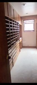Apartamento de 4 alcobas en venta en Los Rosales (Oi), Bogotá, 247 m² · foto 7 de 20