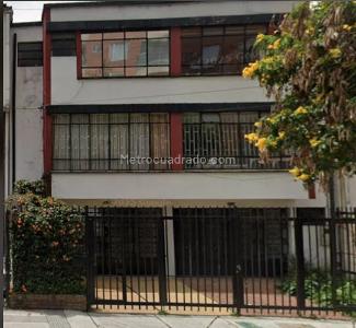 Casa de 4 alcobas en venta en Campin, Bogotá, 93 m² · foto 2 de 15