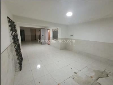 Casa en venta en Las Ferias, Bogotá · foto 2 de 19