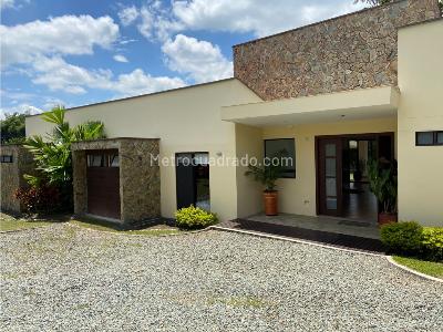 Casa de 5 alcobas en venta en Club Campestre, Armenia, 450 m² · foto 3 de 20