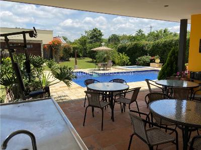 Casa de 5 alcobas en venta en Club Campestre, Armenia, 450 m² · foto 5 de 20