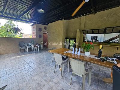 Casa de 5 alcobas en venta en Vereda Marmato, Armenia, 550 m² · foto 6 de 20