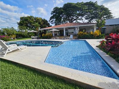 Casa de 5 alcobas en venta en Club Campestre, Armenia · foto 11 de 20