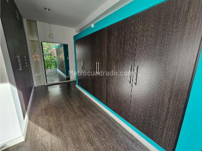 Casa de 5 alcobas en venta en Club Campestre, Armenia · foto 14 de 20