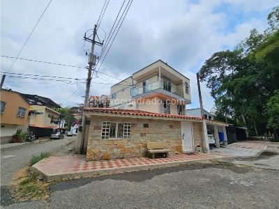 Casa de 5 alcobas en venta en Mercedes Del Norte, Armenia, 354 m² · foto 5 de 20