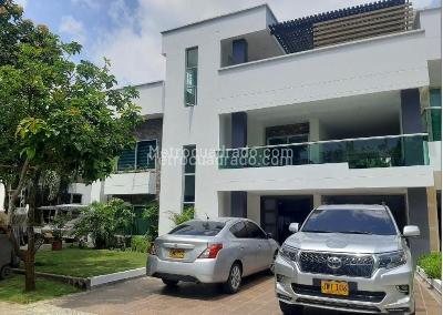 Casa de 4 alcobas en venta en Villa Campestre, Barranquilla, 290 m² · foto 2 de 16