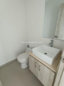 Apartamento de 3 alcobas en venta en Altos De Riomar, Barranquilla, 160 m² · foto 4 de 10