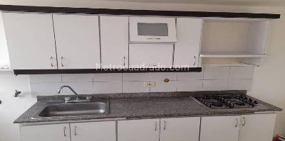 Apartamento en venta en Av 30 De Agosto, Pereira · foto 8 de 14