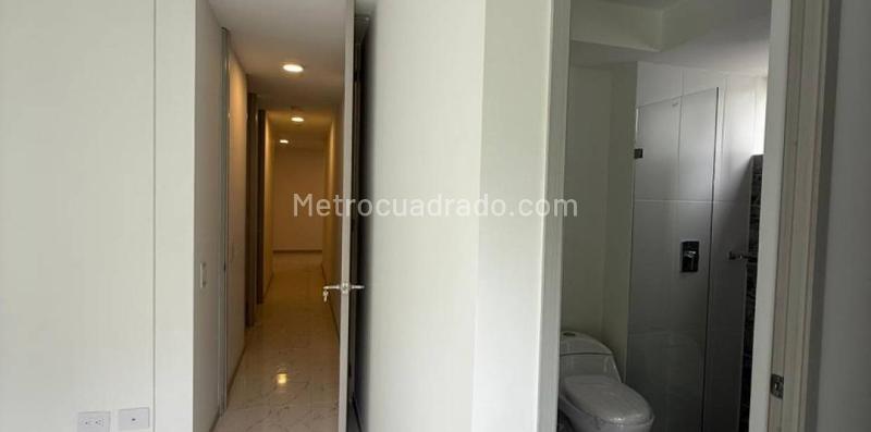 Piso – AMCO, Area Metropolitana Centro Occidente, Aeropuerto - Vista 5