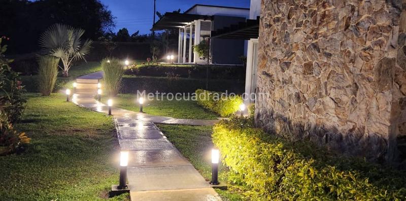 Casa – Pereira, Olaya Herrera - Más